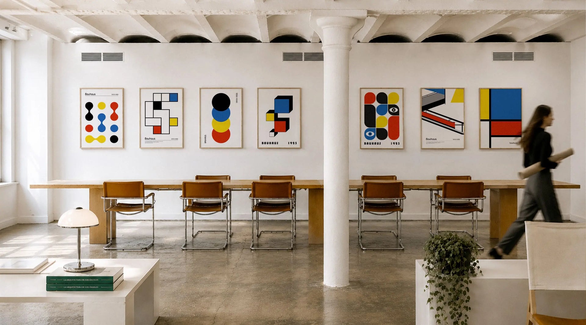 Bauhaus, żywy.